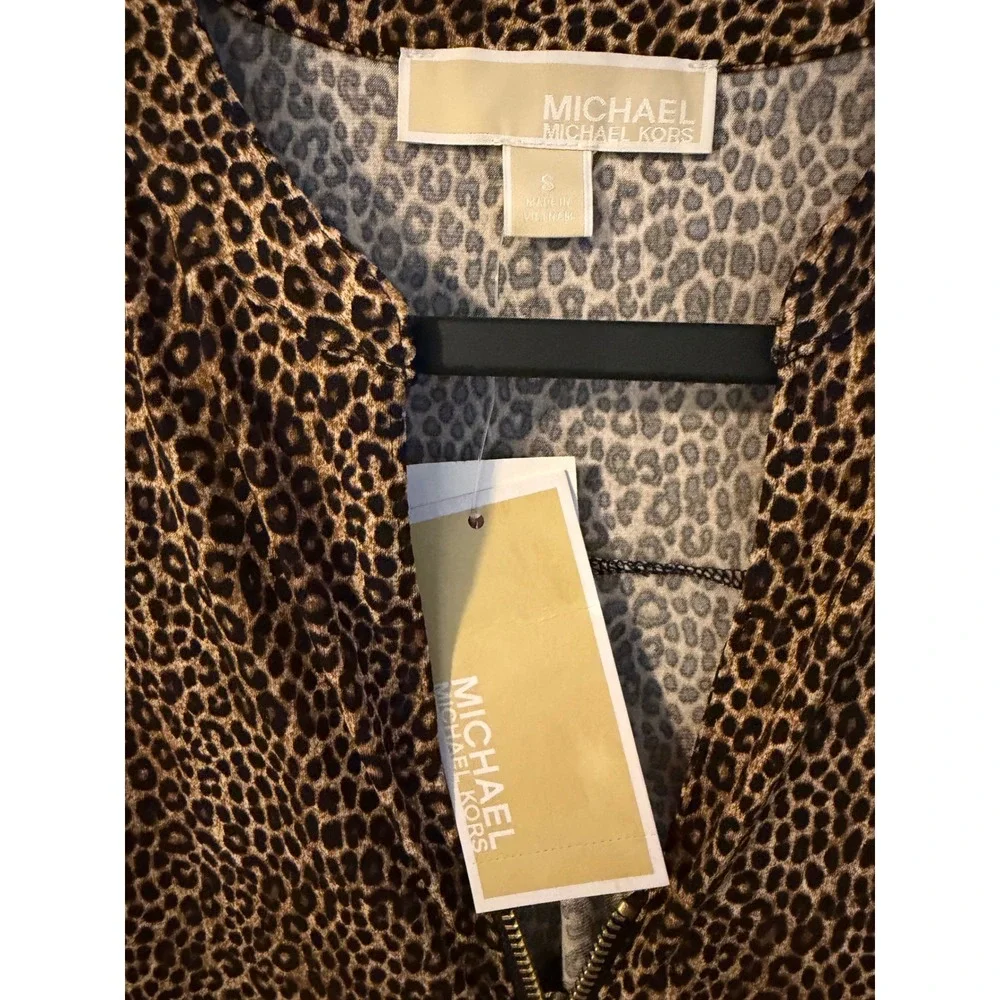 Michael Kors Leopard Print Blouse NWT Women Size S Dark Camel Zip Roll Tab Top